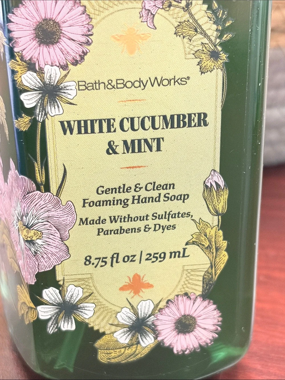 🍍5 for $30🍍Bath & Body Works White Cucumber & Mint Foaming Hand Soap